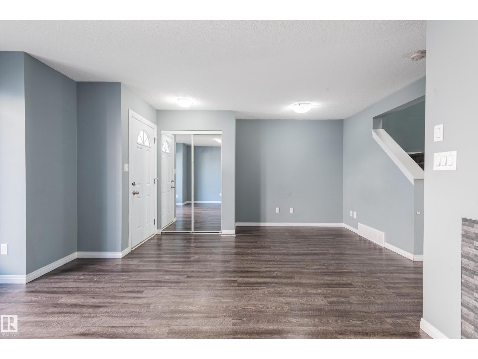 3941 38 St Nw, Edmonton, Alberta  T6L 6S9 - Photo 4 - E4455394