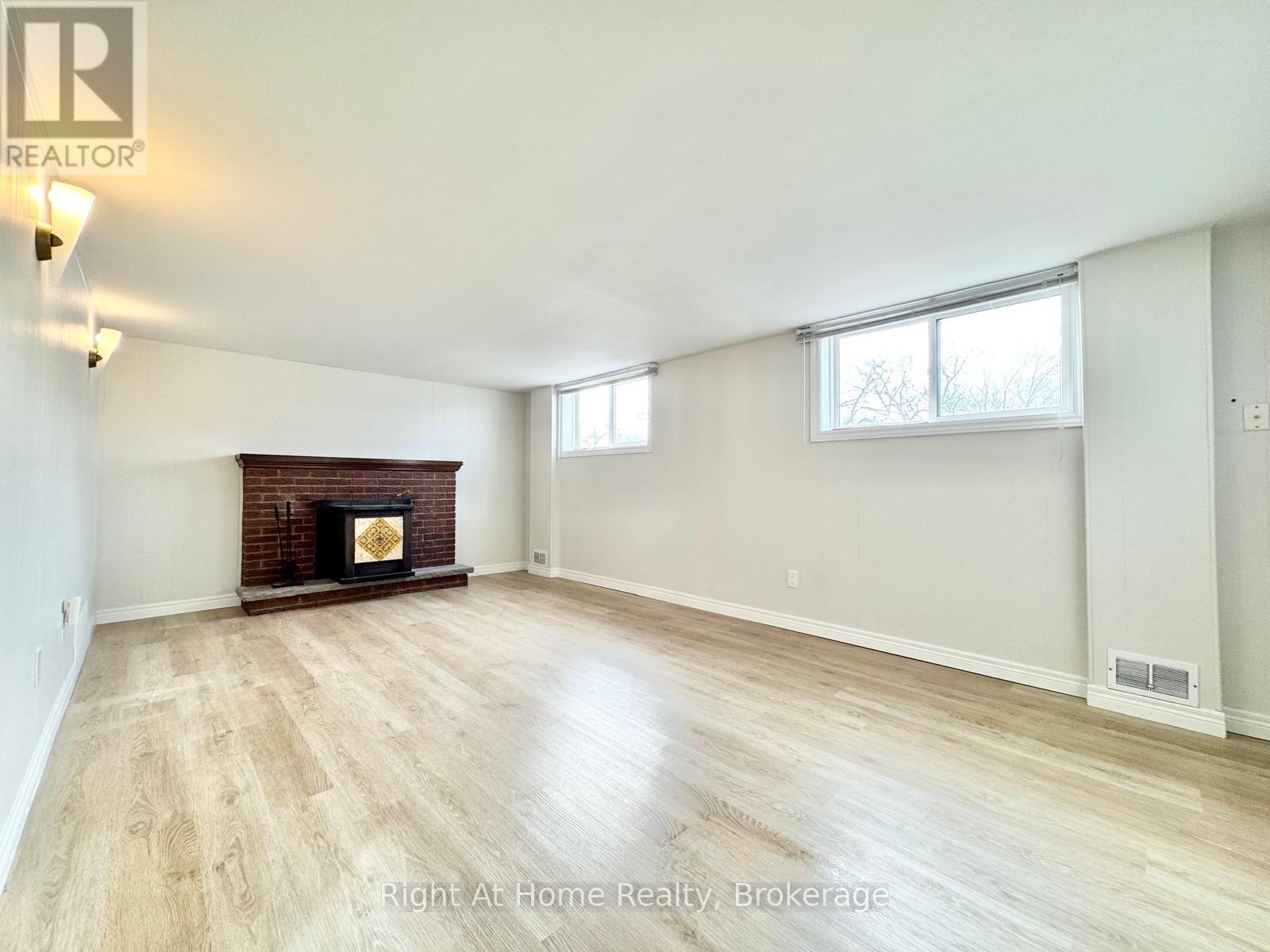 221 First Road E, Hamilton, Ontario  L8J 2V6 - Photo 16 - X12387265