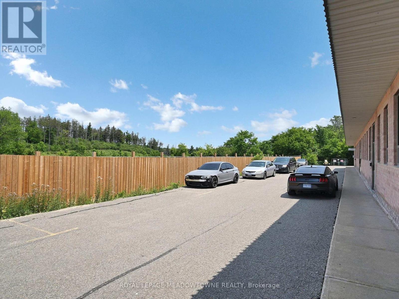 6a - 305 Armstrong Avenue, Halton Hills, Ontario  L7G 4X6 - Photo 3 - W12387263