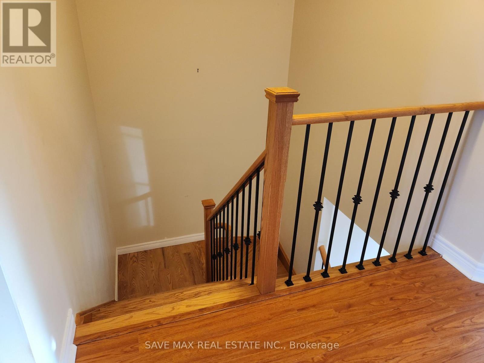 39 Frostbite Lane, Brampton, Ontario  L6R 3L8 - Photo 12 - W12387268
