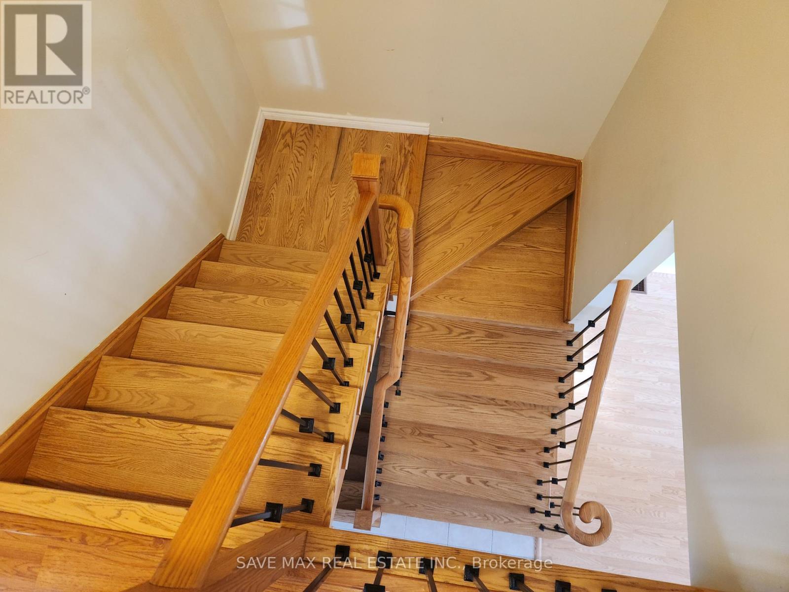 39 Frostbite Lane, Brampton, Ontario  L6R 3L8 - Photo 13 - W12387268