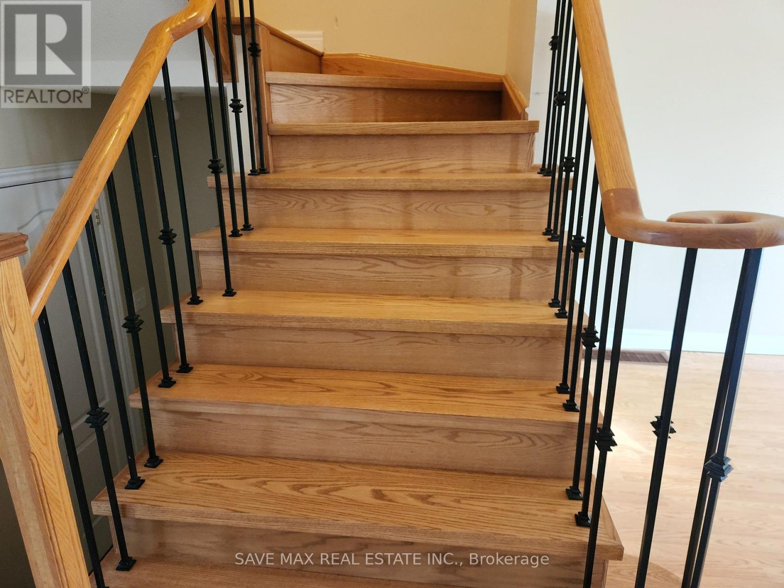 39 Frostbite Lane, Brampton, Ontario  L6R 3L8 - Photo 15 - W12387268