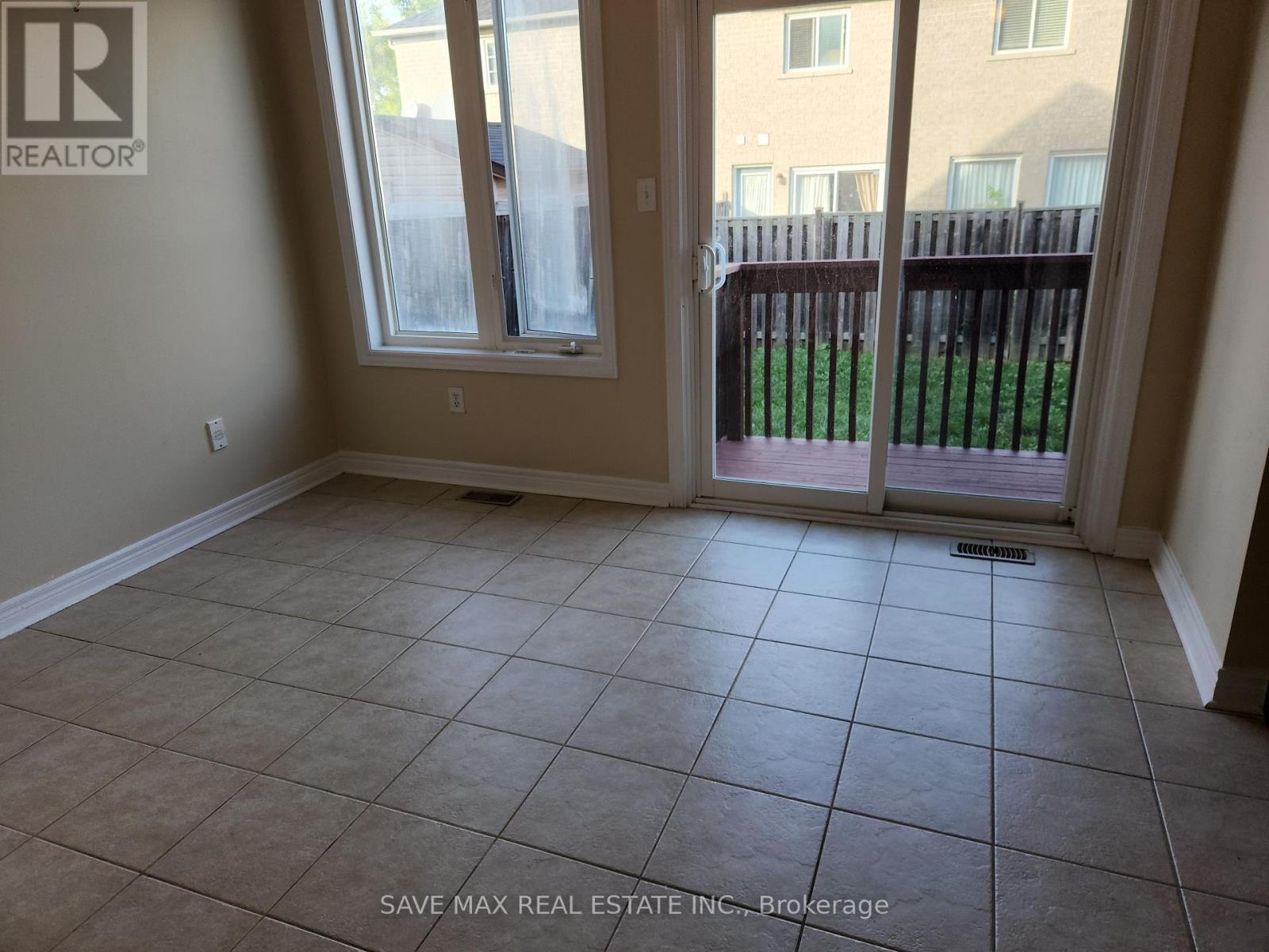 39 Frostbite Lane, Brampton, Ontario  L6R 3L8 - Photo 16 - W12387268