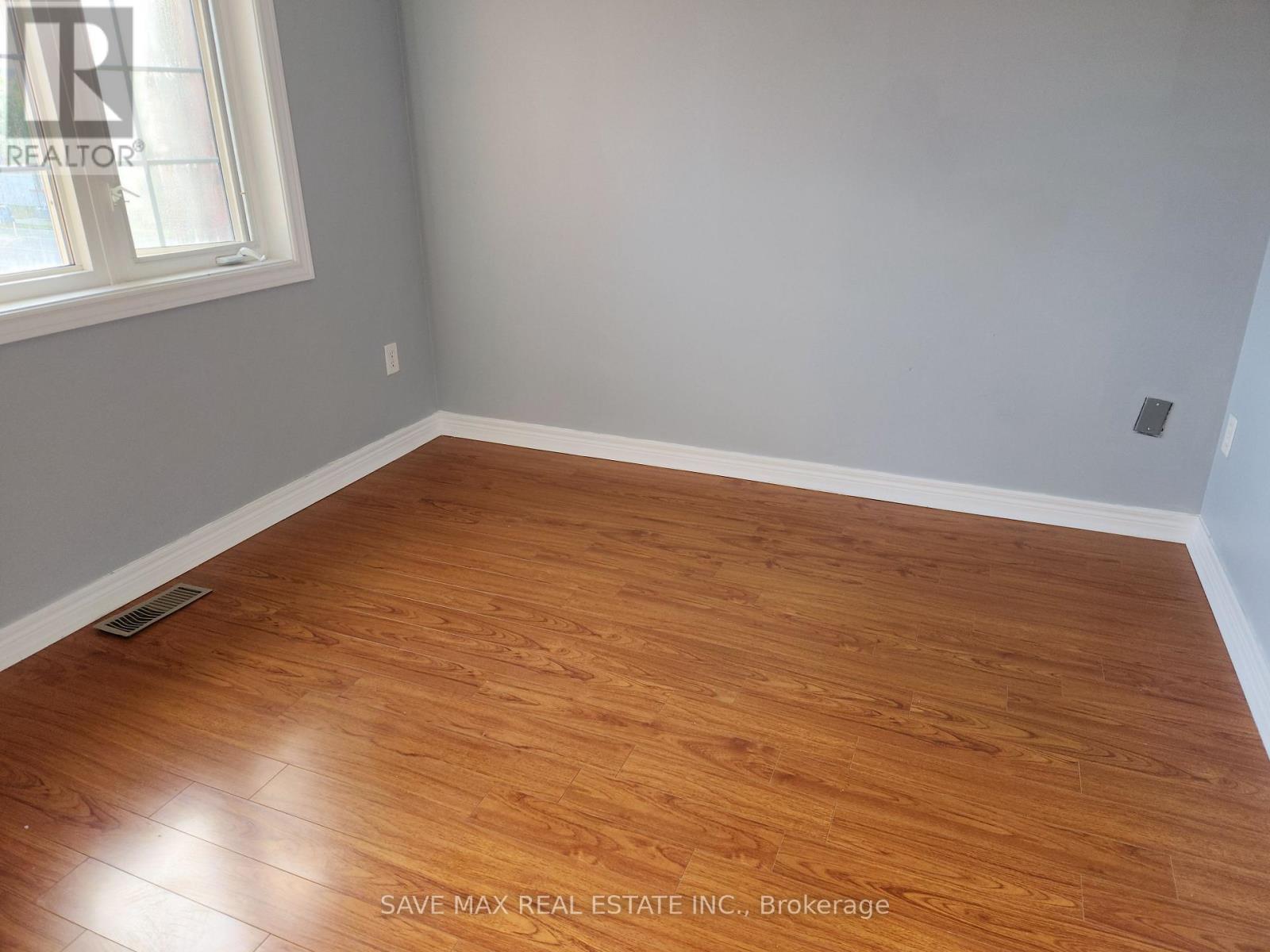 39 Frostbite Lane, Brampton, Ontario  L6R 3L8 - Photo 6 - W12387268