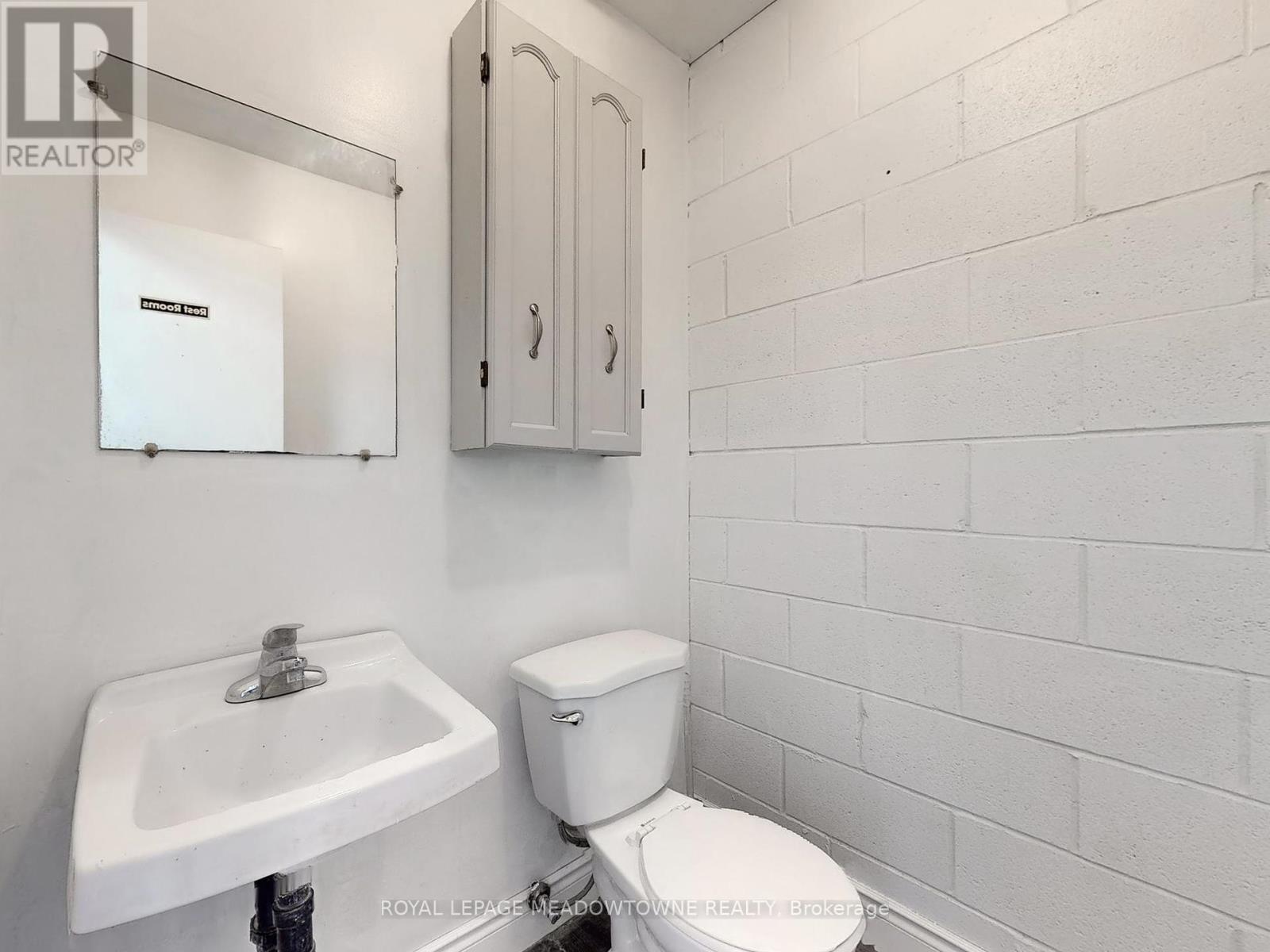 3a - 305 Armstrong Avenue, Halton Hills, Ontario  L7G 4X6 - Photo 9 - W12387269