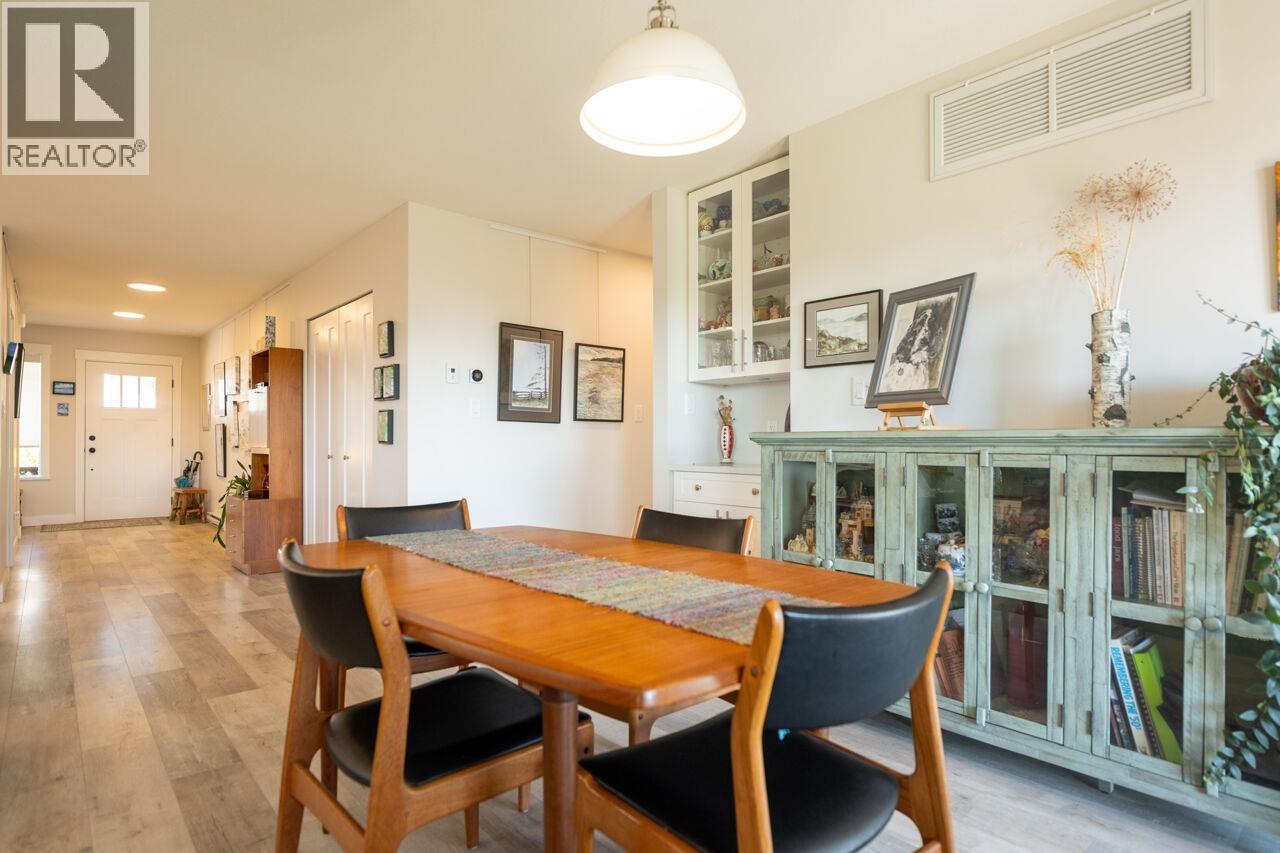 1117 Celia Crescent, Gibsons, British Columbia  V0N 1V7 - Photo 16 - R3044409