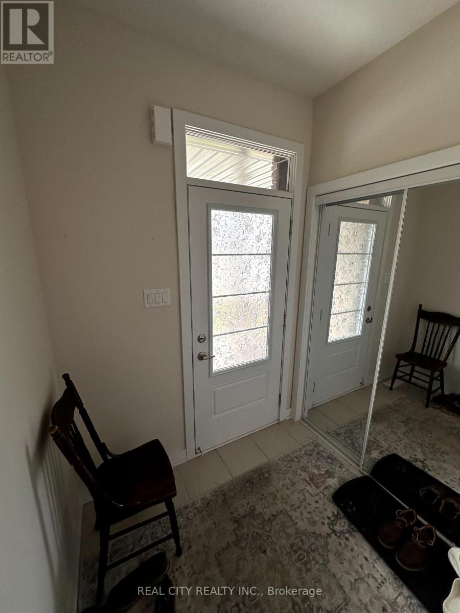 91 Keelson Street, Welland, Ontario  L3B 0M4 - Photo 4 - X12384162
