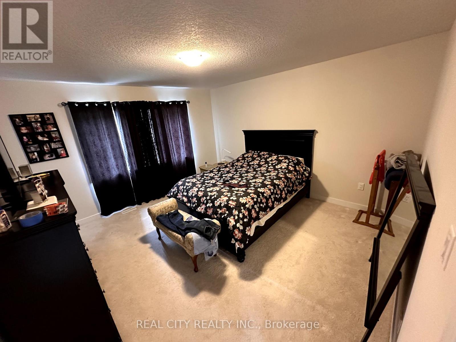 91 Keelson Street, Welland, Ontario  L3B 0M4 - Photo 8 - X12384162