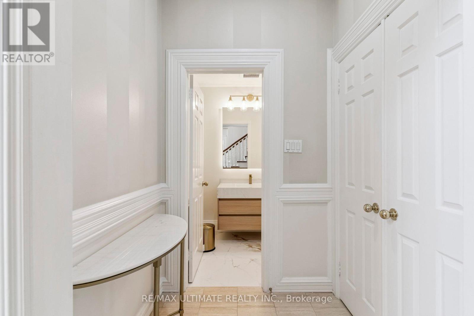 1 Versailles Court, Toronto, Ontario  M3B 2A8 - Photo 21 - C12378749