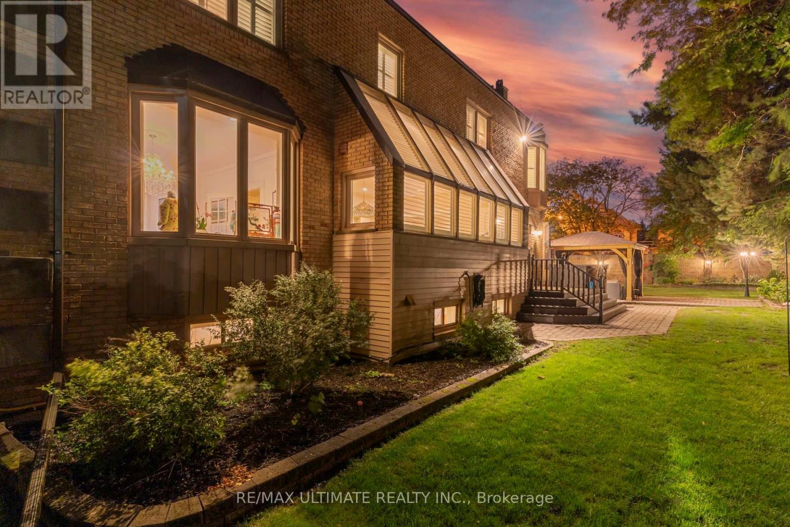 1 Versailles Court, Toronto, Ontario  M3B 2A8 - Photo 47 - C12378749