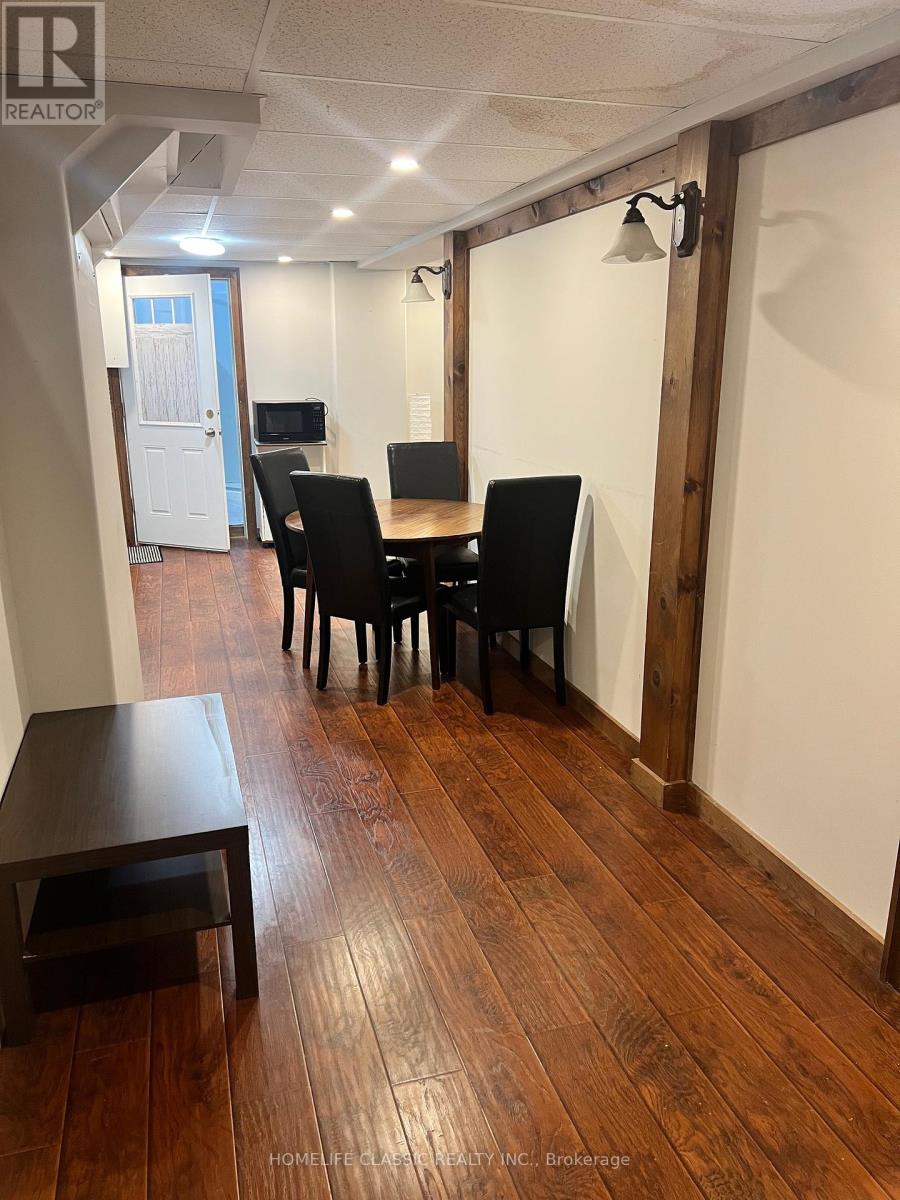 Basement, Unit A  - 972 Krista Court, Newmarket, Ontario  L3Y 7E8 - Photo 5 - N12387283