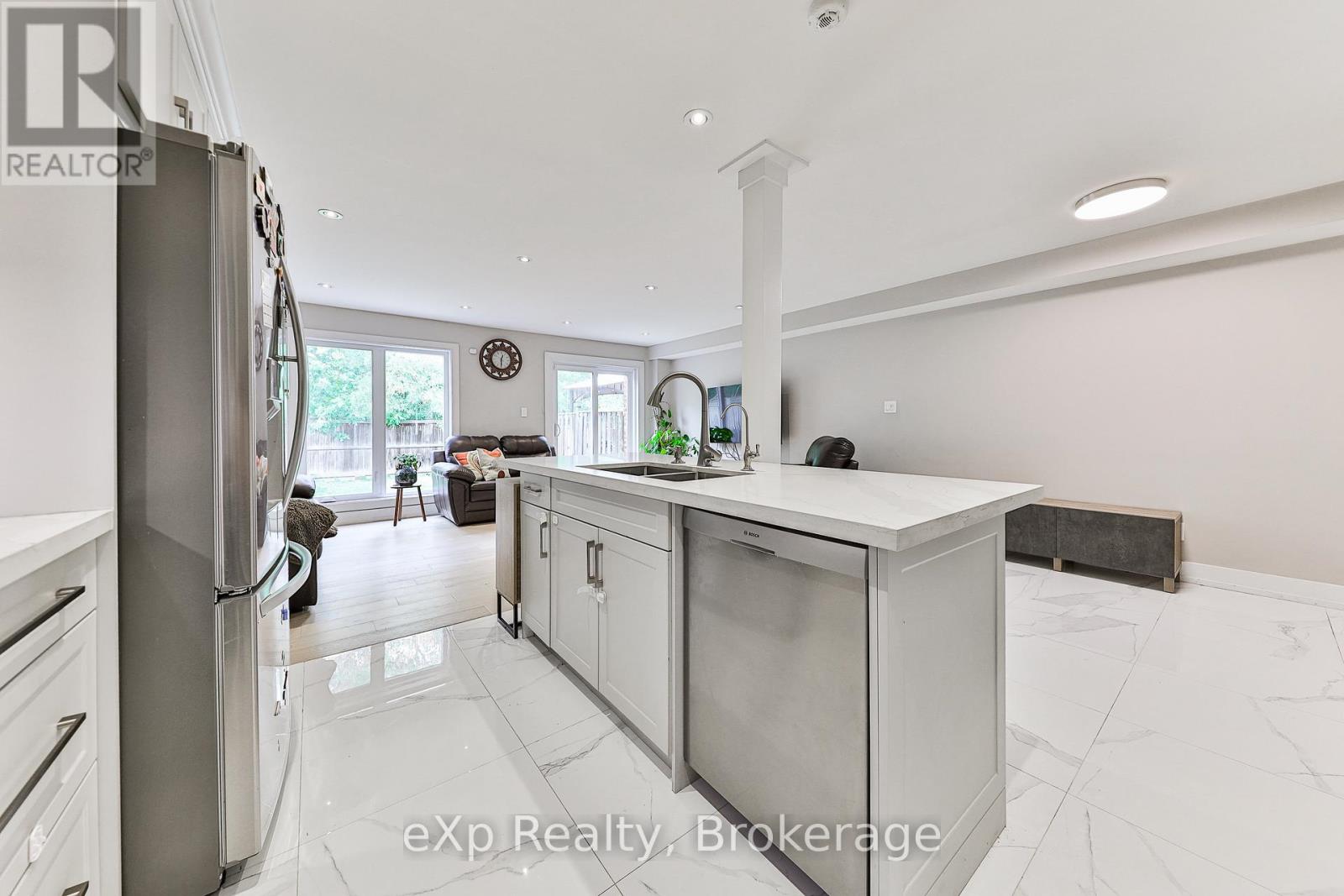 Property at 765 SUNBIRD TRAIL image 4