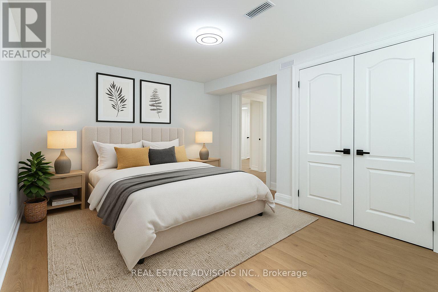 74 Pinebrook Circle, Caledon, Ontario  L7C 1C5 - Photo 7 - W12387280