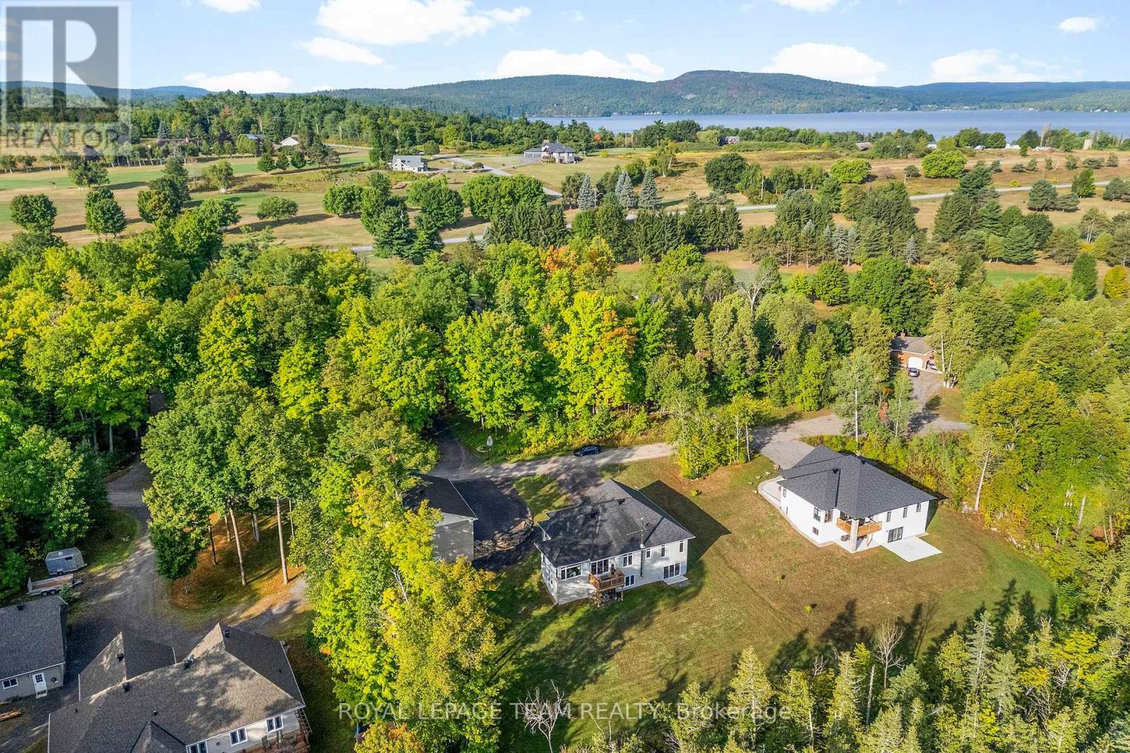 44 Morning Flight Court, Greater Madawaska, Ontario  K0J 1H0 - Photo 4 - X12387294