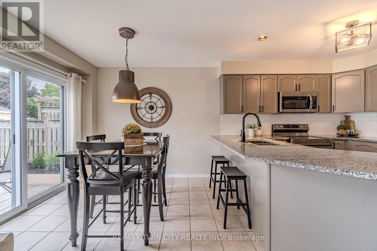 111 Amanda Walk, Cambridge, Ontario  N3C 4K7 - Photo 10 - X12387295