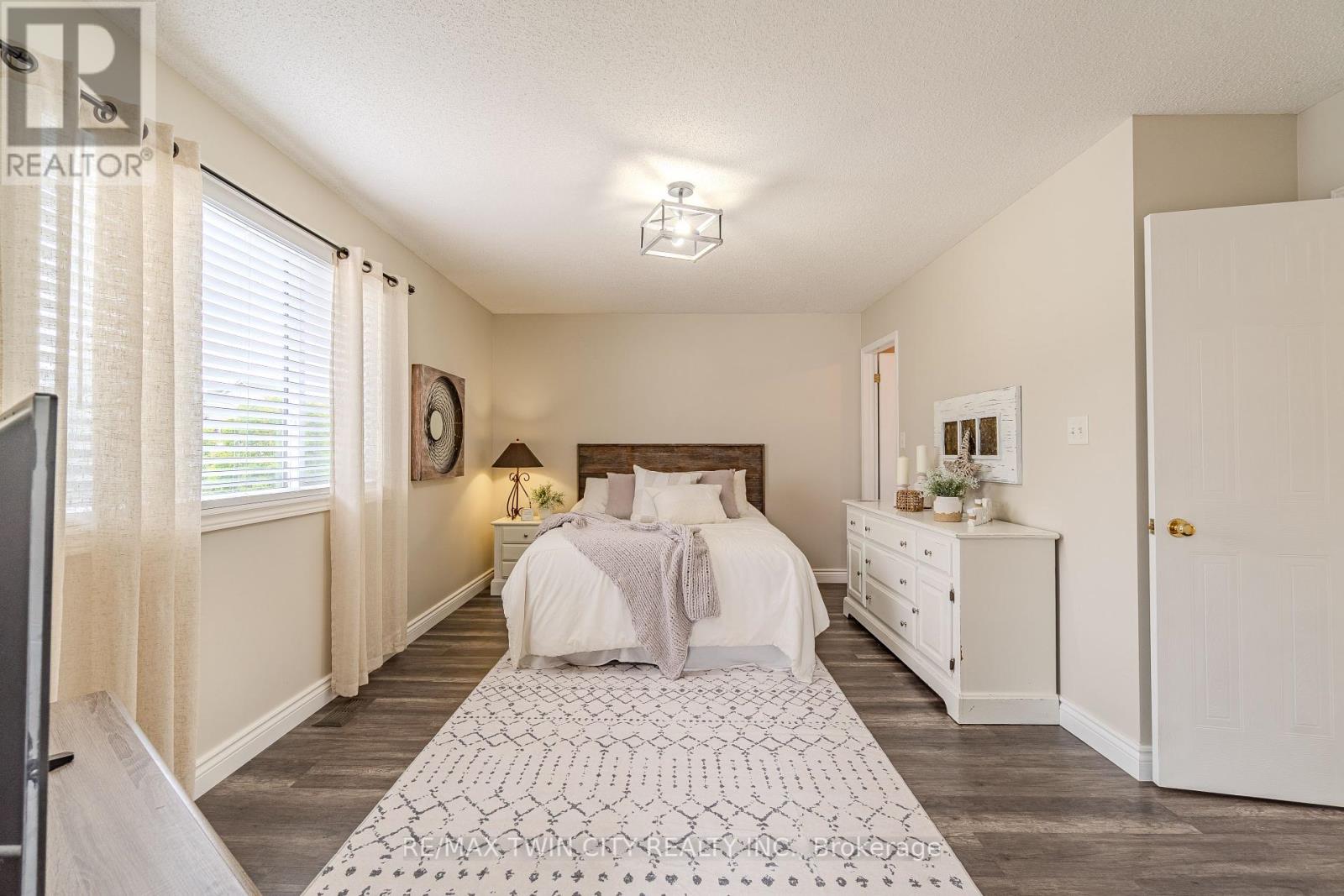111 Amanda Walk, Cambridge, Ontario  N3C 4K7 - Photo 19 - X12387295