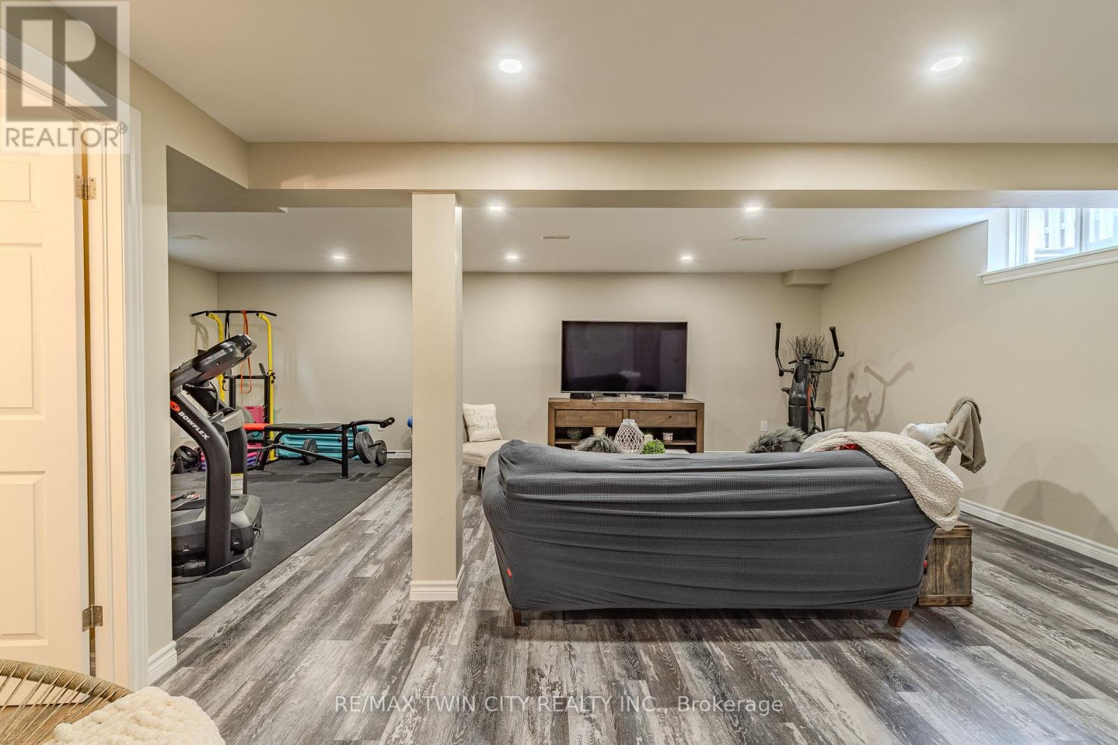111 Amanda Walk, Cambridge, Ontario  N3C 4K7 - Photo 24 - X12387295