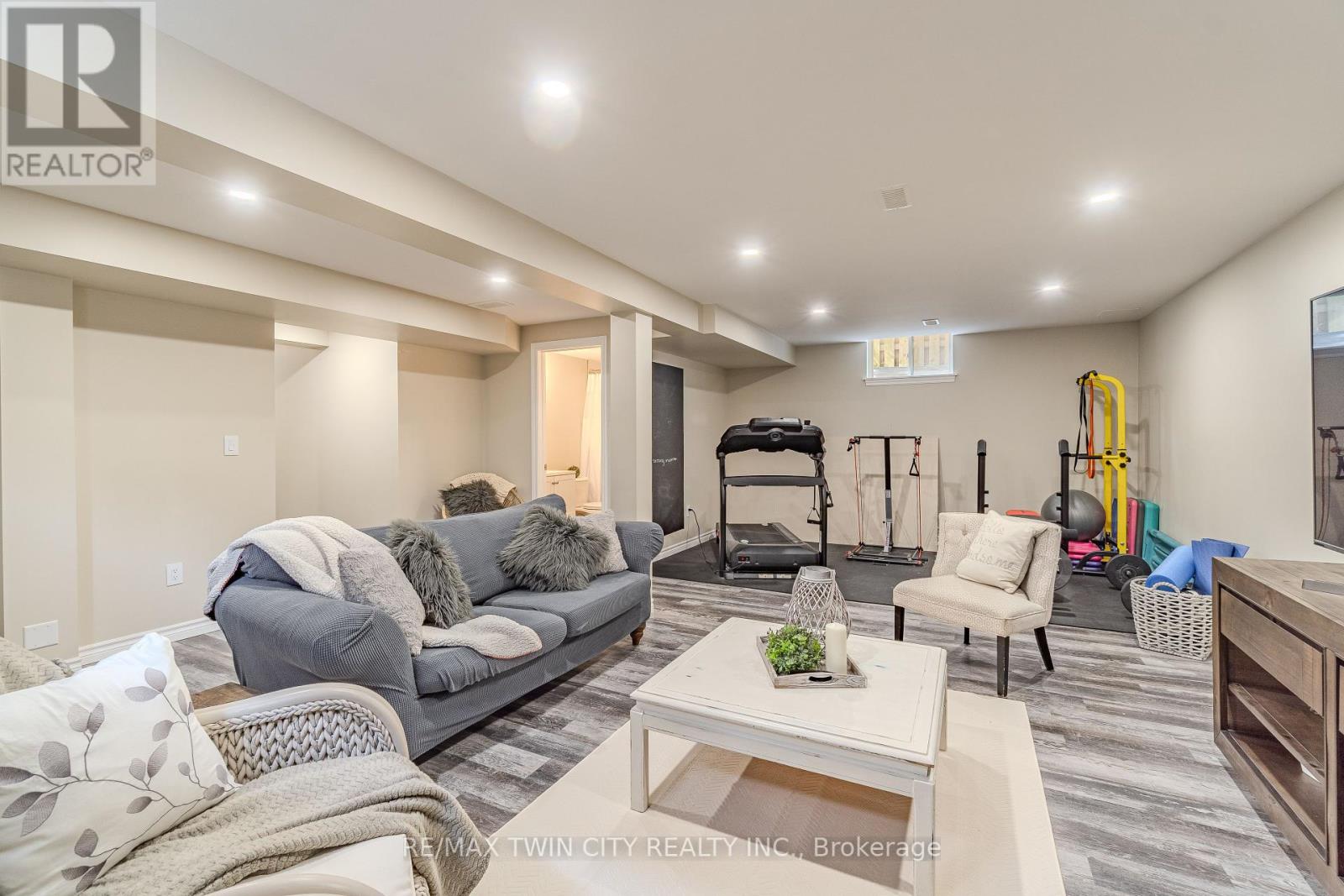 111 Amanda Walk, Cambridge, Ontario  N3C 4K7 - Photo 26 - X12387295