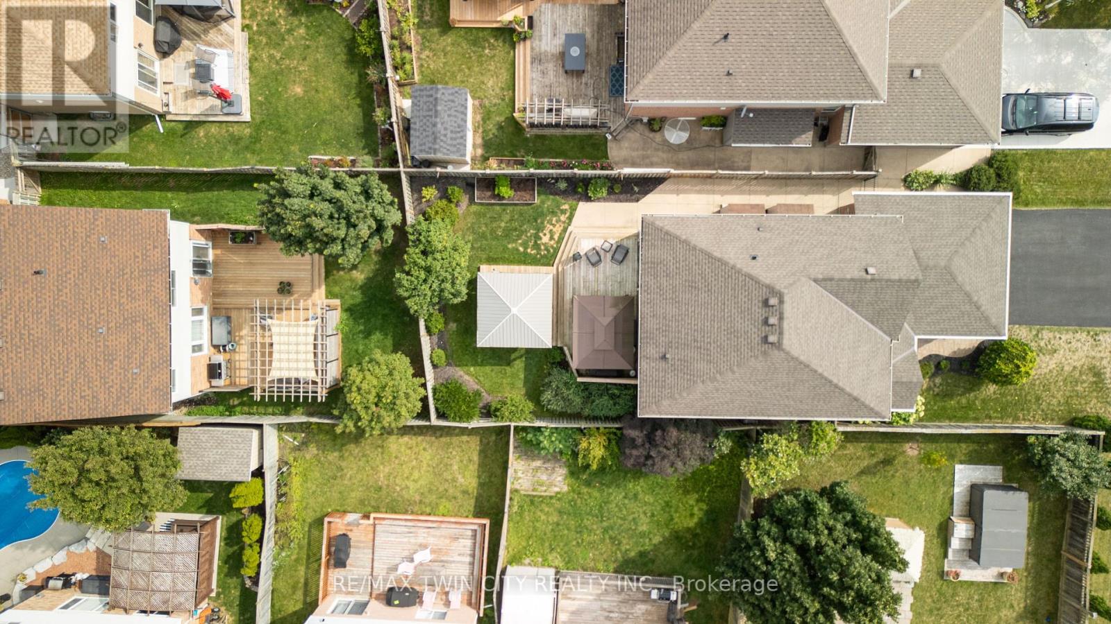 111 Amanda Walk, Cambridge, Ontario  N3C 4K7 - Photo 38 - X12387295