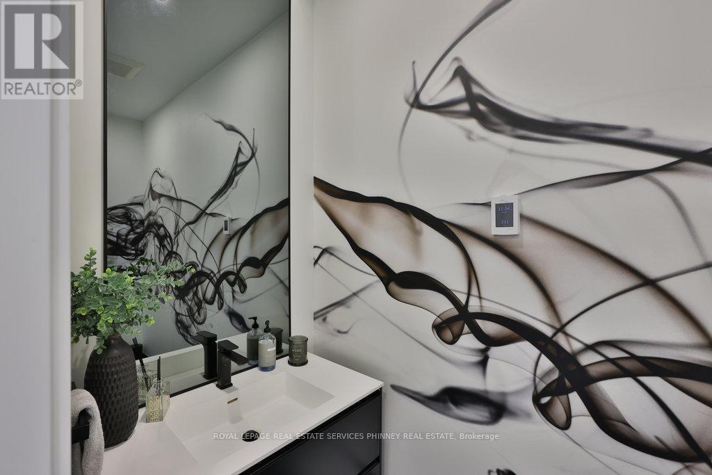 890 Beechwood Avenue, Mississauga (Lakeview), Ontario  L5G 4E2 - Photo 20 - W12386352
