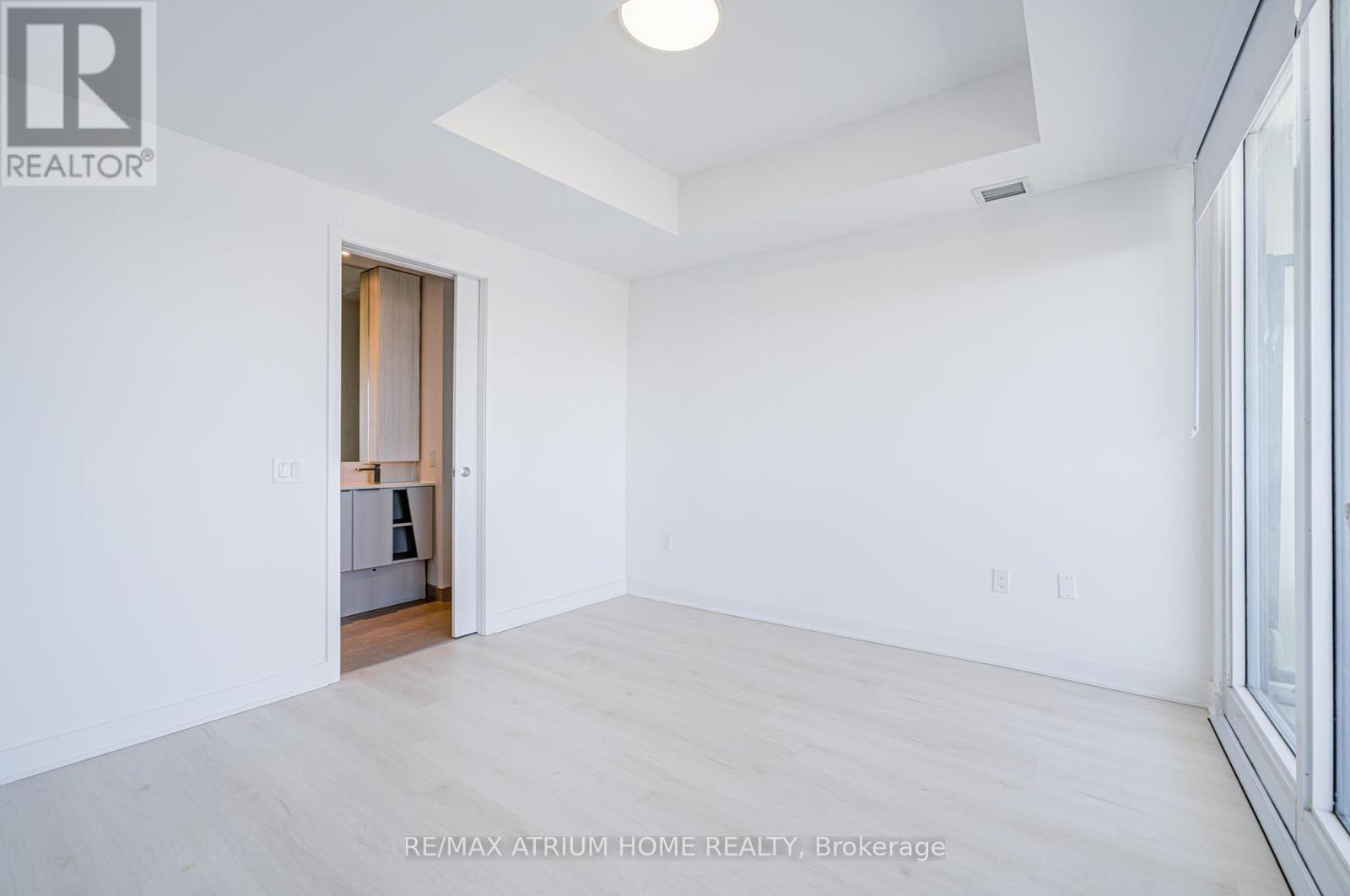 2503 - 3900 Confederation Parkway E, Mississauga, Ontario  L5B 0M3 - Photo 16 - W12387300