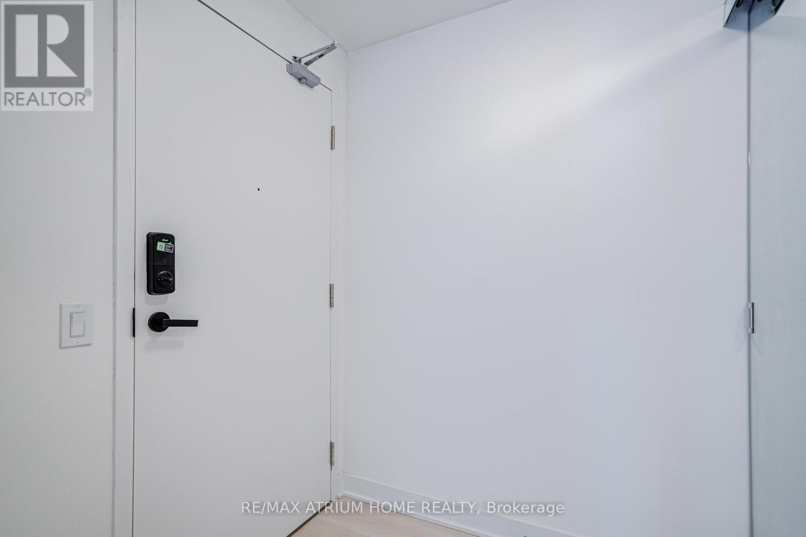 2503 - 3900 Confederation Parkway E, Mississauga, Ontario  L5B 0M3 - Photo 49 - W12387300