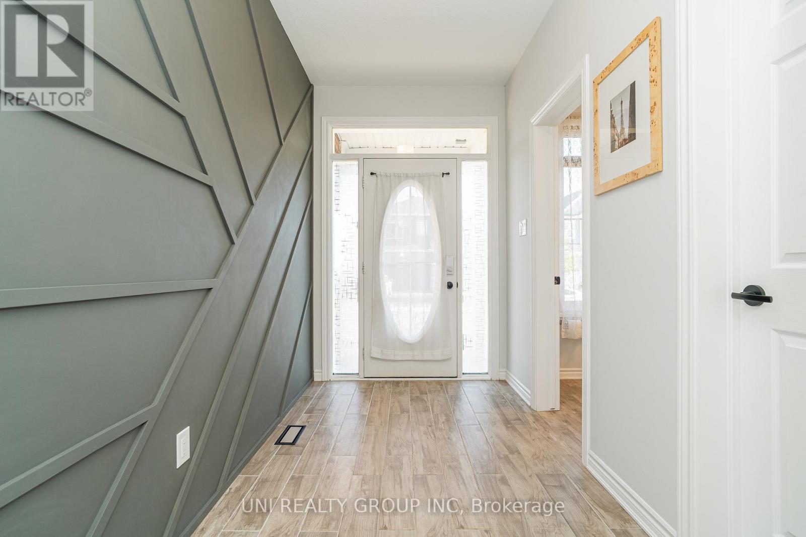309 Proxima Terrace, Ottawa, Ontario  K2J 6T1 - Photo 4 - X12387321