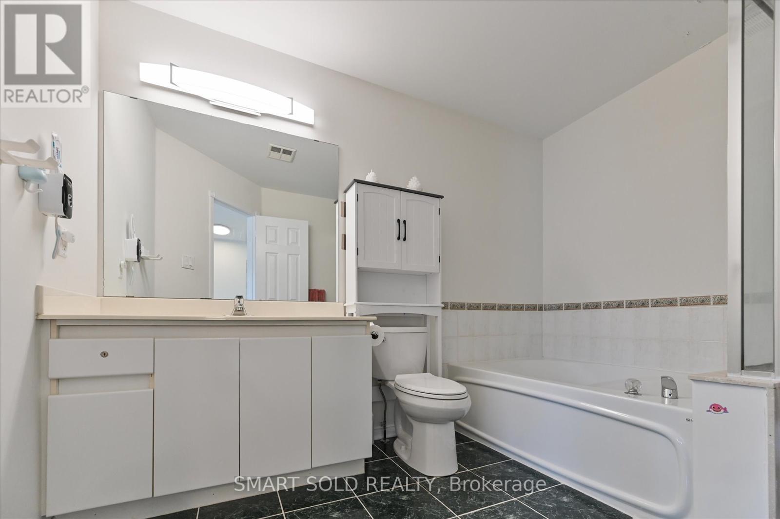 152 - 18 Clark Avenue W, Vaughan, Ontario  L4J 8H1 - Photo 20 - N12387311
