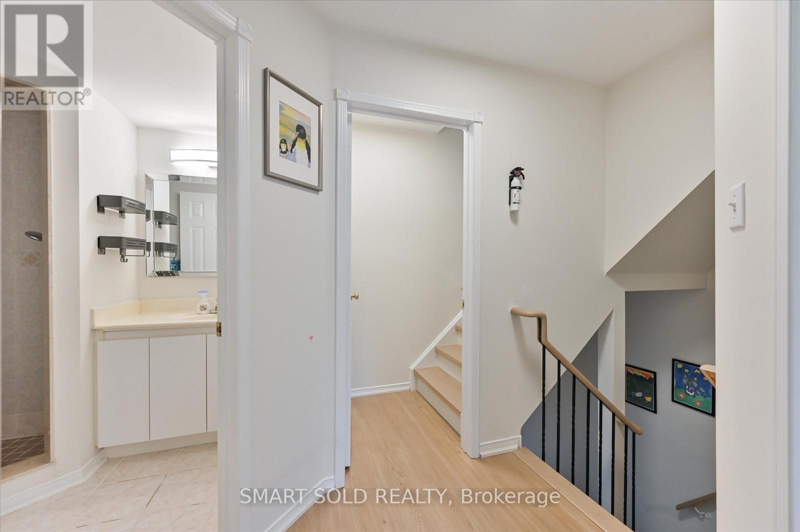 152 - 18 Clark Avenue W, Vaughan, Ontario  L4J 8H1 - Photo 7 - N12387311