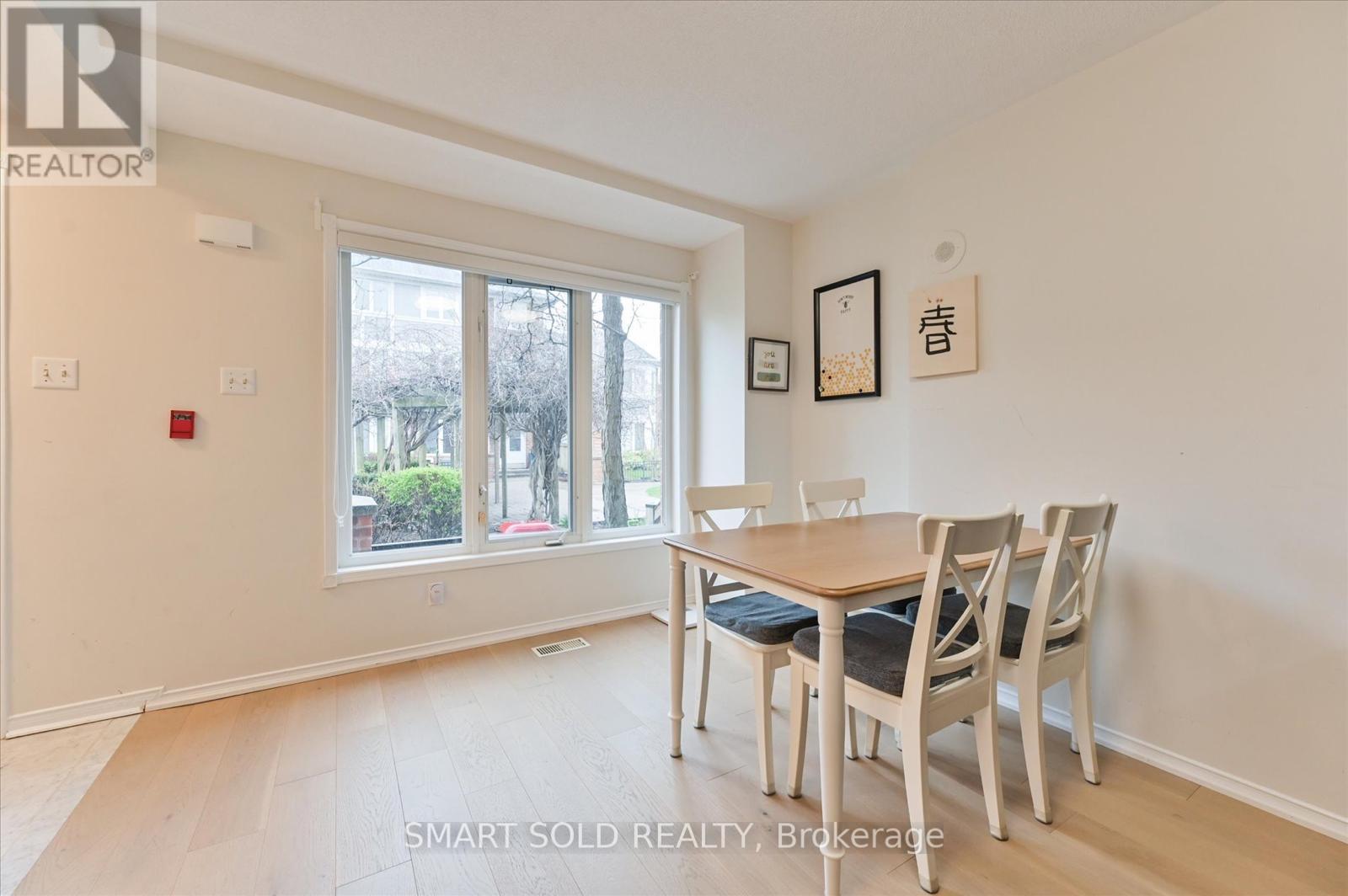152 - 18 Clark Avenue W, Vaughan, Ontario  L4J 8H1 - Photo 8 - N12387311