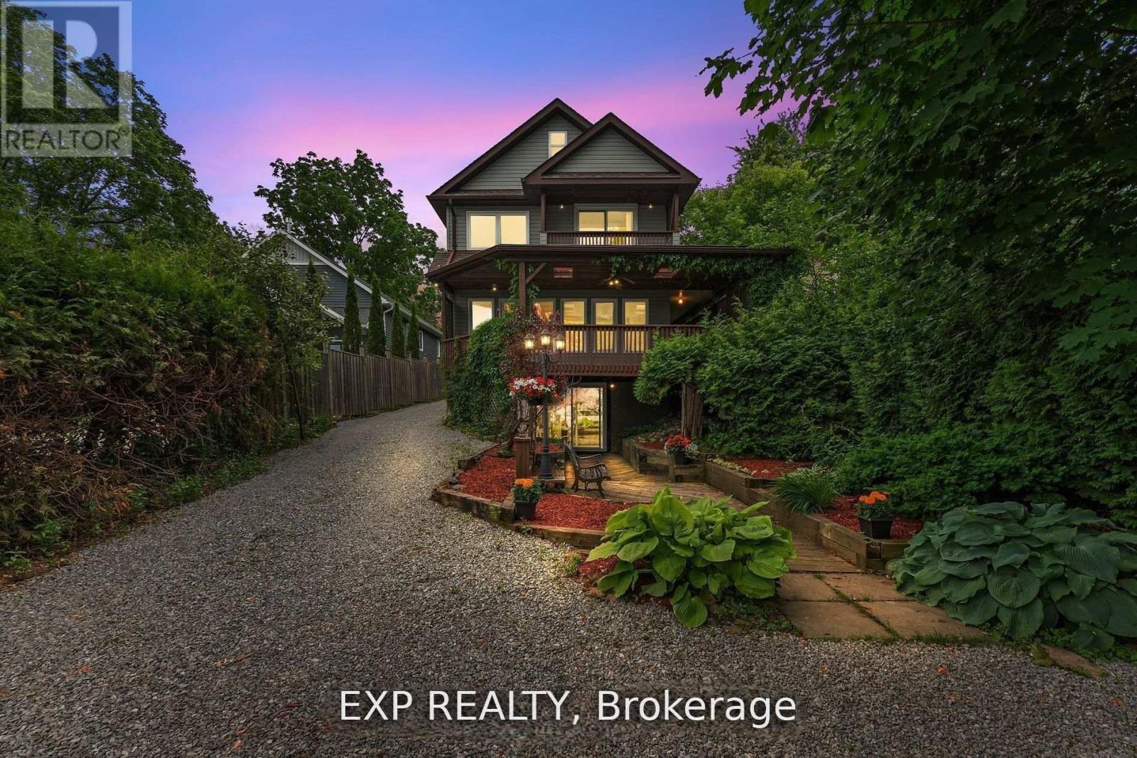 127 LAKE DRIVE N, Georgina, Ontario