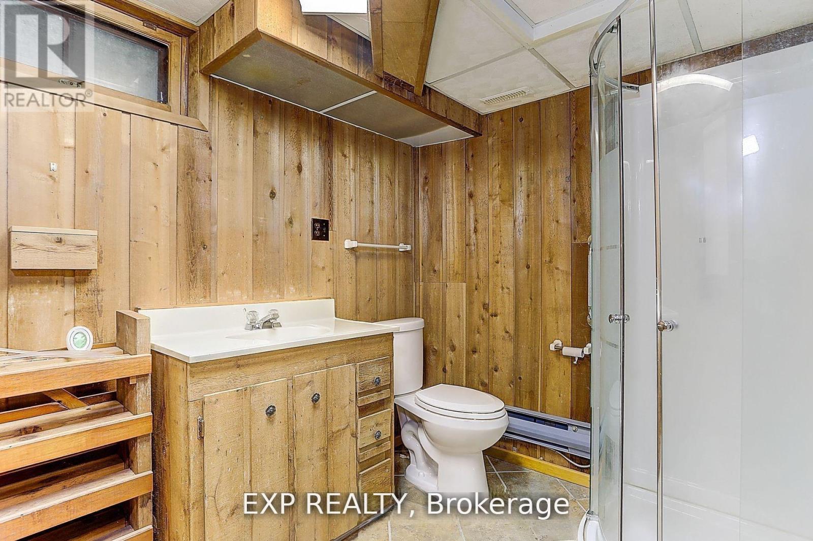 127 Lake Drive N, Georgina, Ontario  L4P 3C8 - Photo 26 - N12387317
