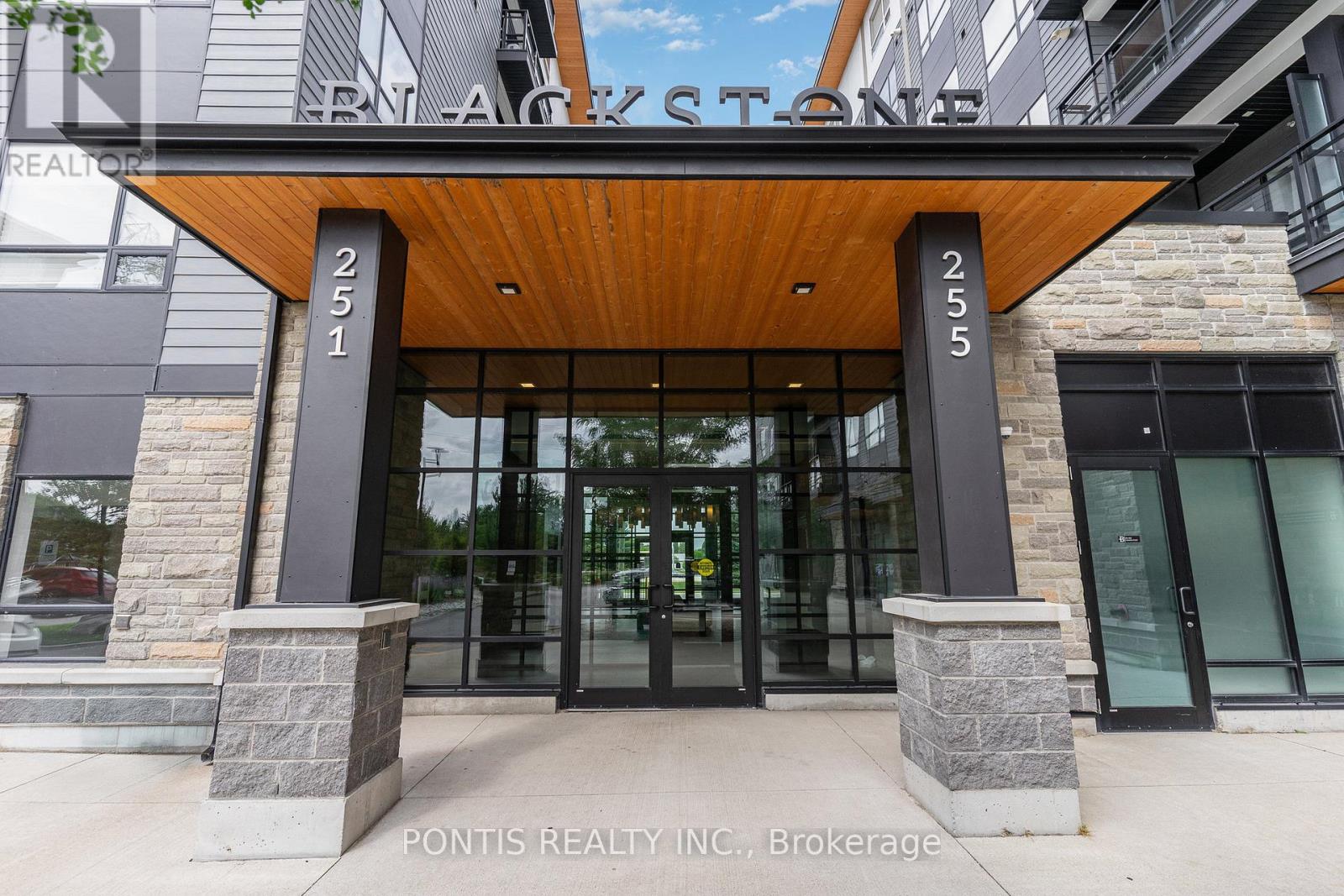 207 - 251 Northfield Drive E, Waterloo, Ontario  N2K 0G9 - Photo 4 - X12387306