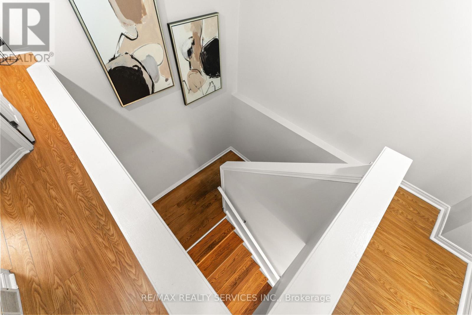 26 Woolwich Street, Kitchener, Ontario  N2K 1R9 - Photo 17 - X12387323