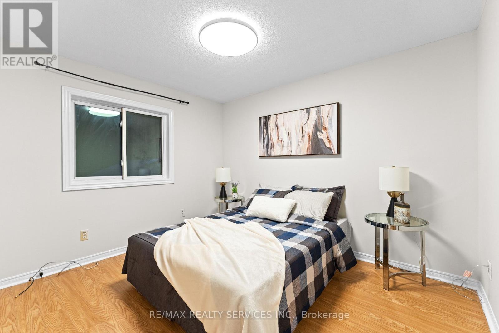 26 Woolwich Street, Kitchener, Ontario  N2K 1R9 - Photo 21 - X12387323
