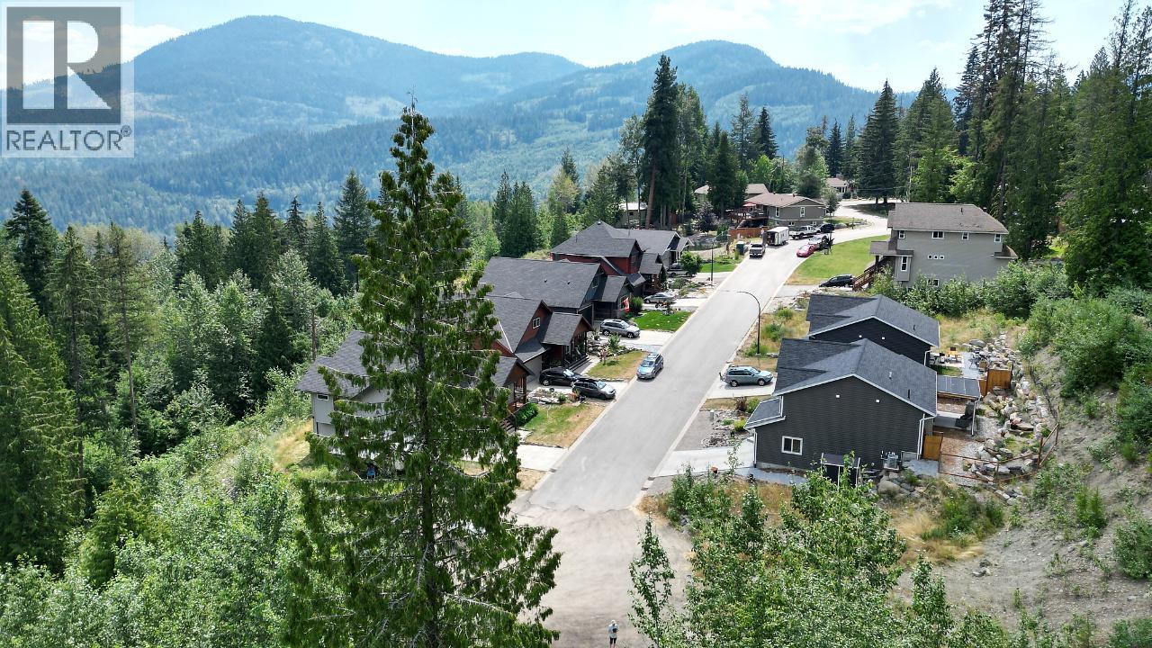 2812 Cedar Crescent, Rossland, British Columbia  V0G 1Y0 - Photo 8 - 10361550