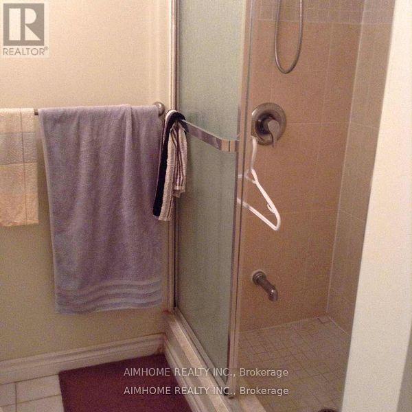 #2 Bsmt - 4253 Trellis Crescent, Mississauga, Ontario  L5L 2M1 - Photo 2 - W12361708