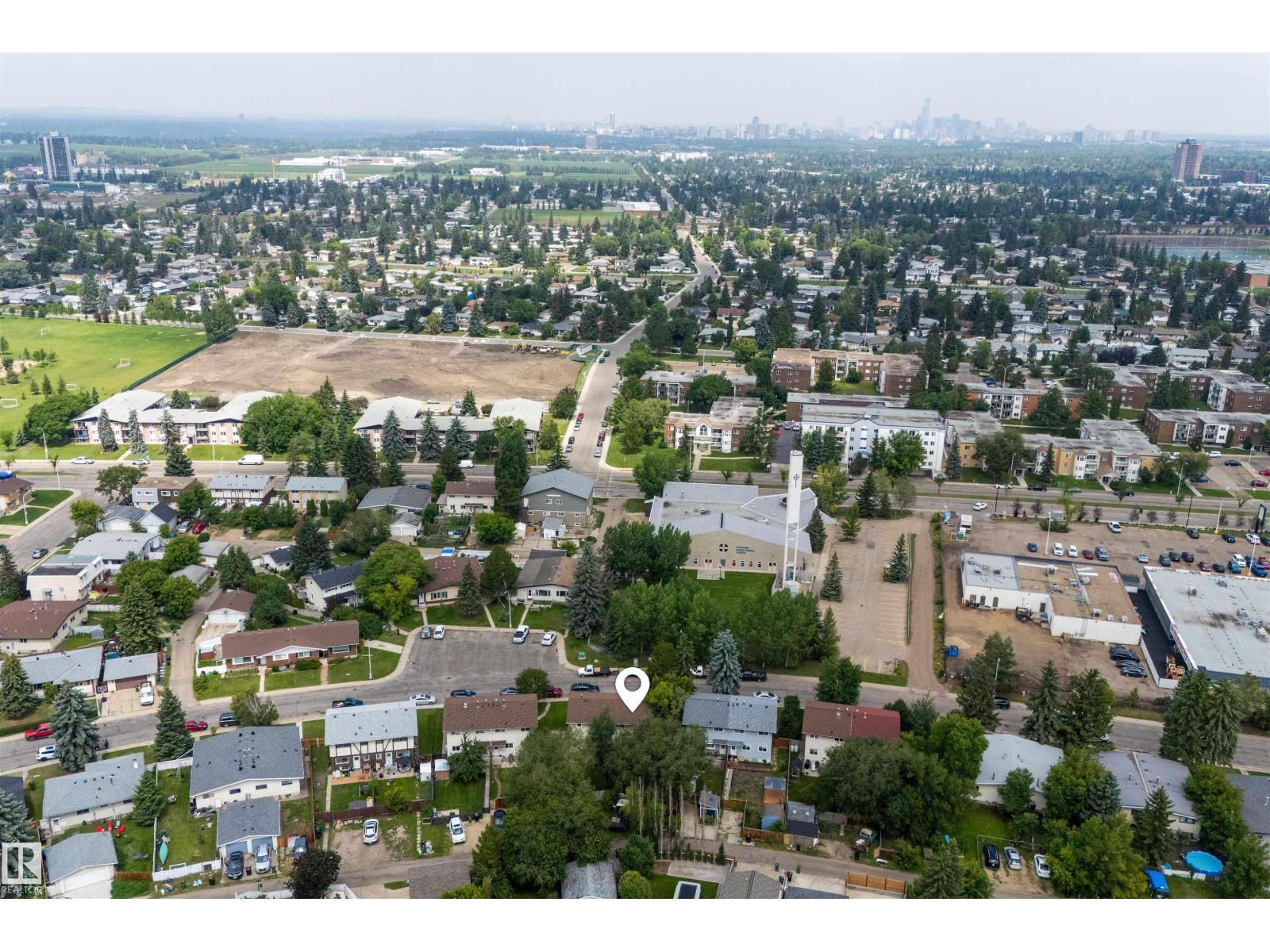 11447 39 Av Nw, Edmonton, Alberta  T6J 0M5 - Photo 2 - E4456666