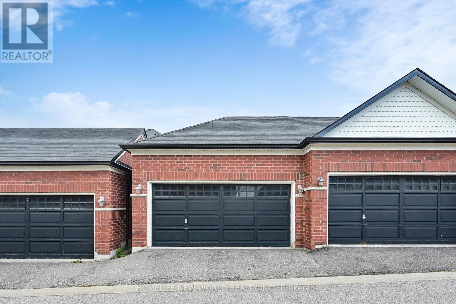 1124 Bur Oak Avenue, Markham, Ontario  L6E 0K9 - Photo 30 - N12387191