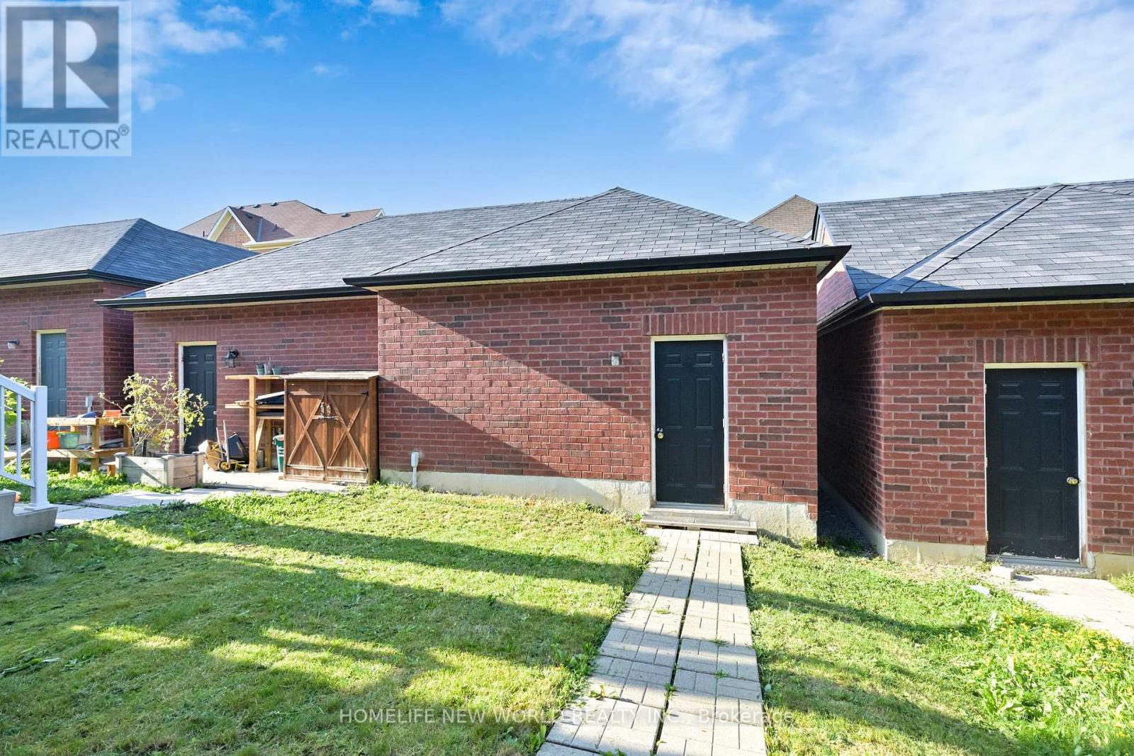 1124 Bur Oak Avenue, Markham, Ontario  L6E 0K9 - Photo 28 - N12387191