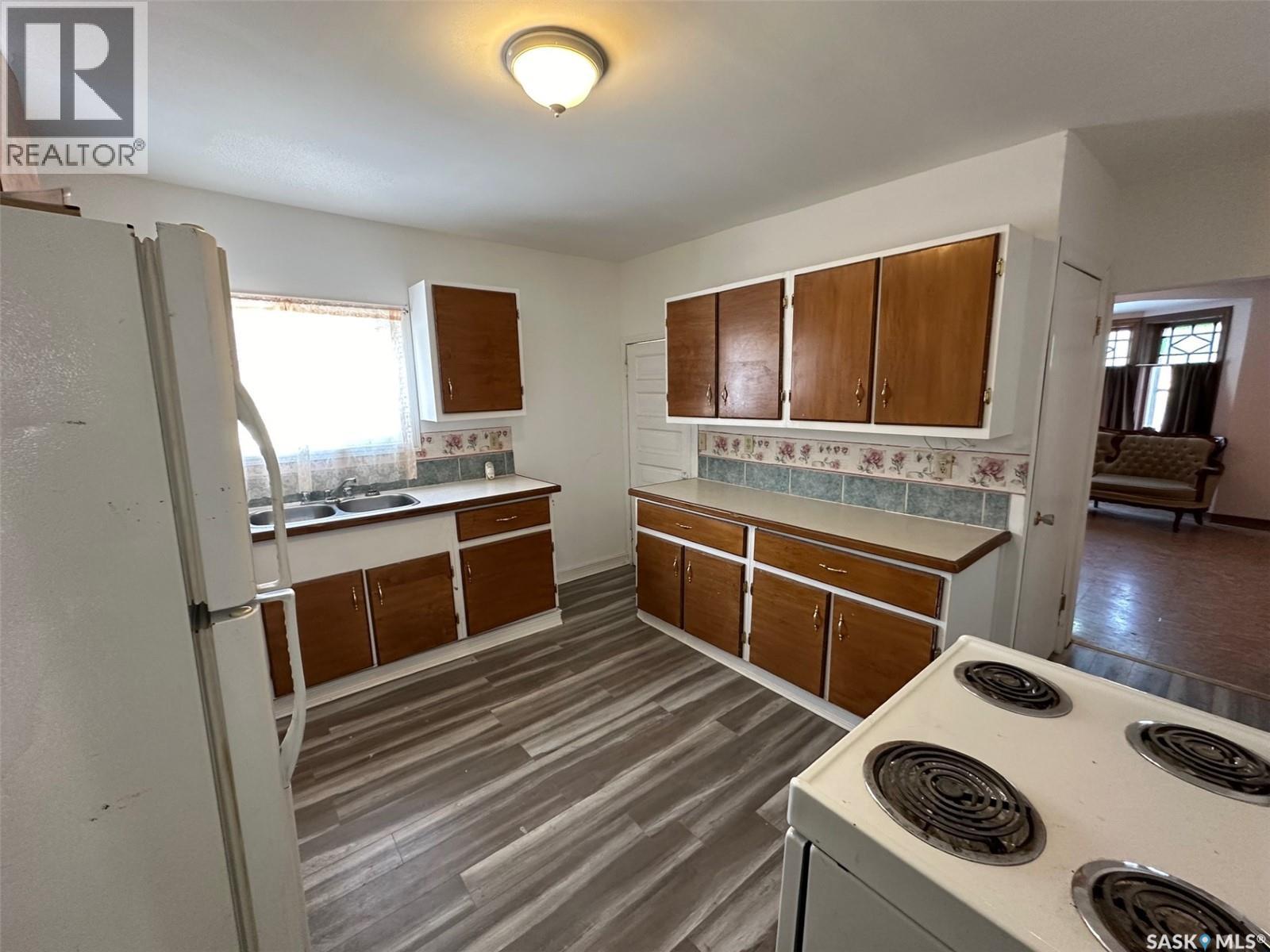 777 Coteau Street W, Moose Jaw, Saskatchewan  S6H 5E7 - Photo 4 - SK990319