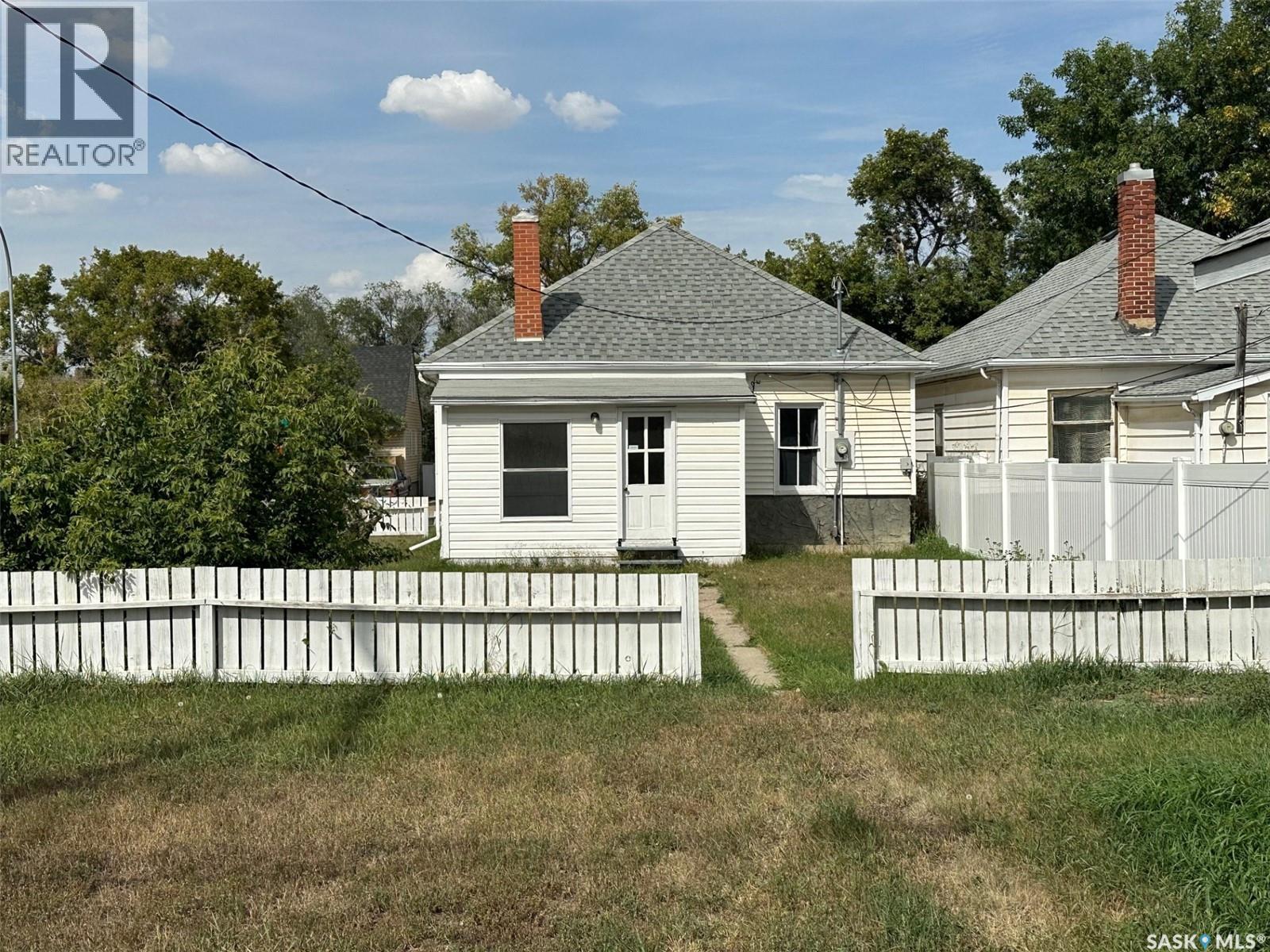 777 Coteau Street W, Moose Jaw, Saskatchewan  S6H 5E7 - Photo 21 - SK990319