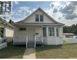 777 Coteau Street W Westmount/Elsom, Moose Jaw, Ca
