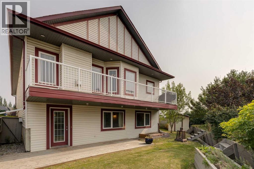 Property at 225 Bayside Place SW image 2