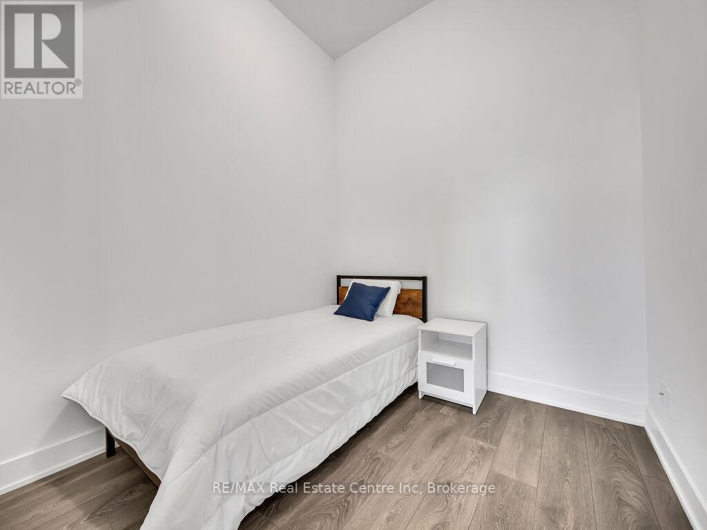 427 - 2485 Taunton Road, Oakville, Ontario  L6H 3R8 - Photo 13 - W12387405