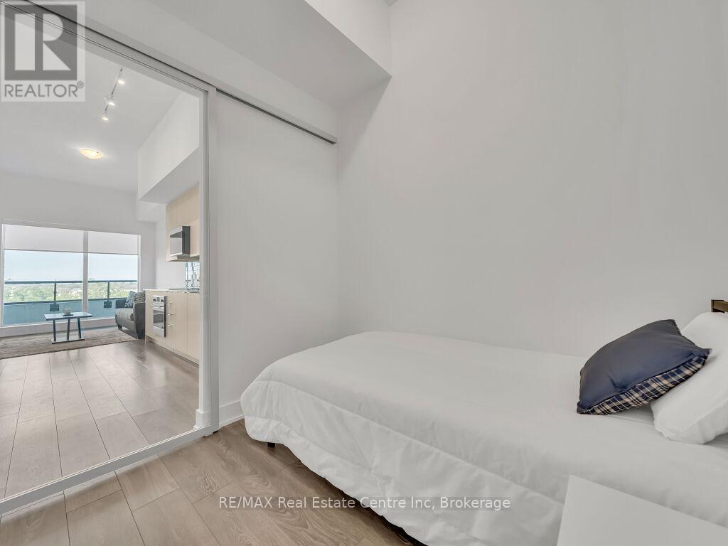 427 - 2485 Taunton Road, Oakville, Ontario  L6H 3R8 - Photo 14 - W12387405