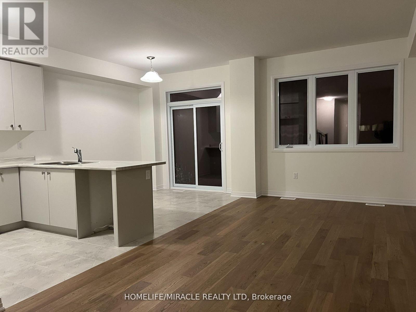 122 Varsity Drive, Welland (Dain City), Ontario  L3B 0N3 - Photo 21 - X12387349