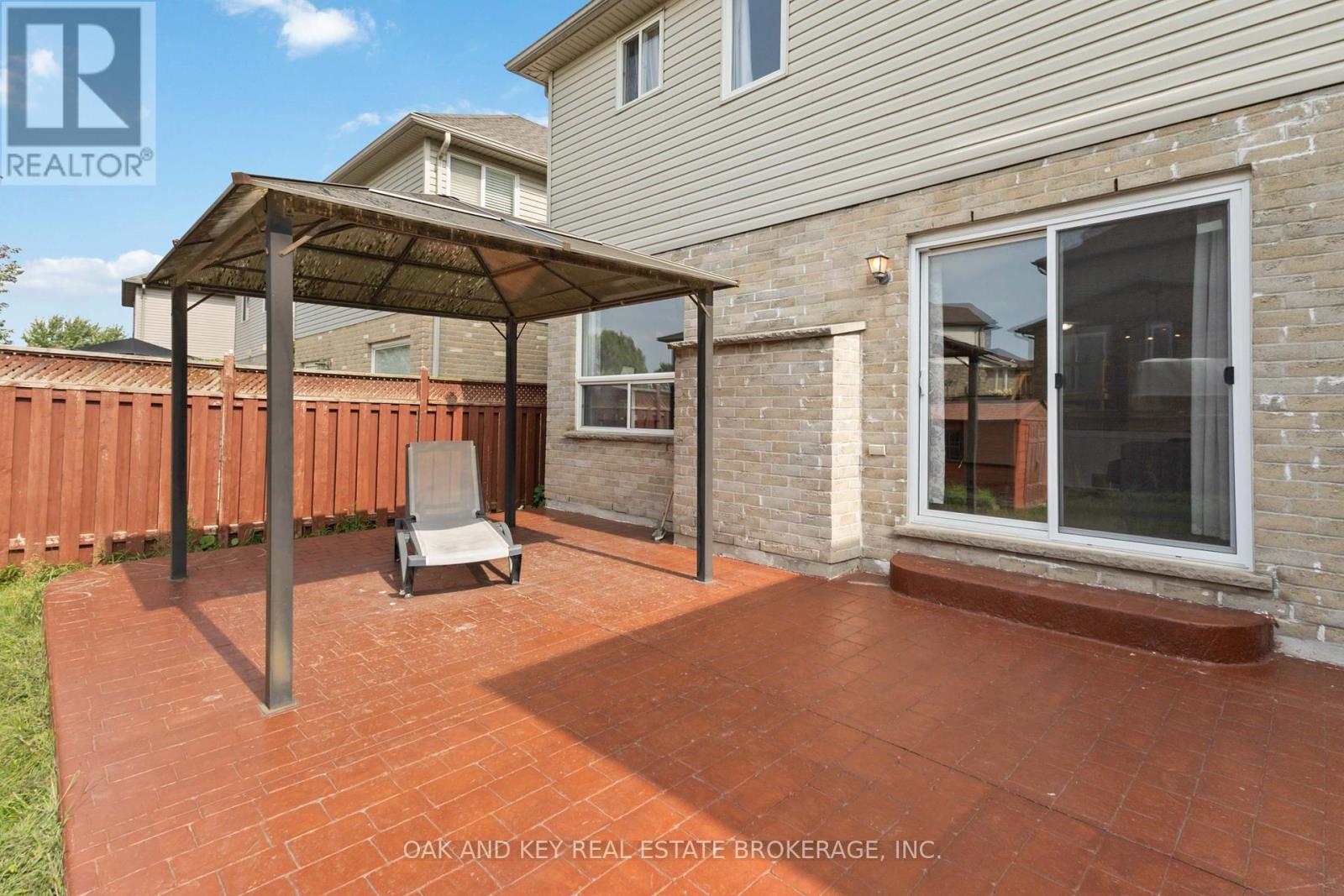 2588 Meadowgate Boulevard, London South, Ontario  N6M 1L8 - Photo 46 - X12387373