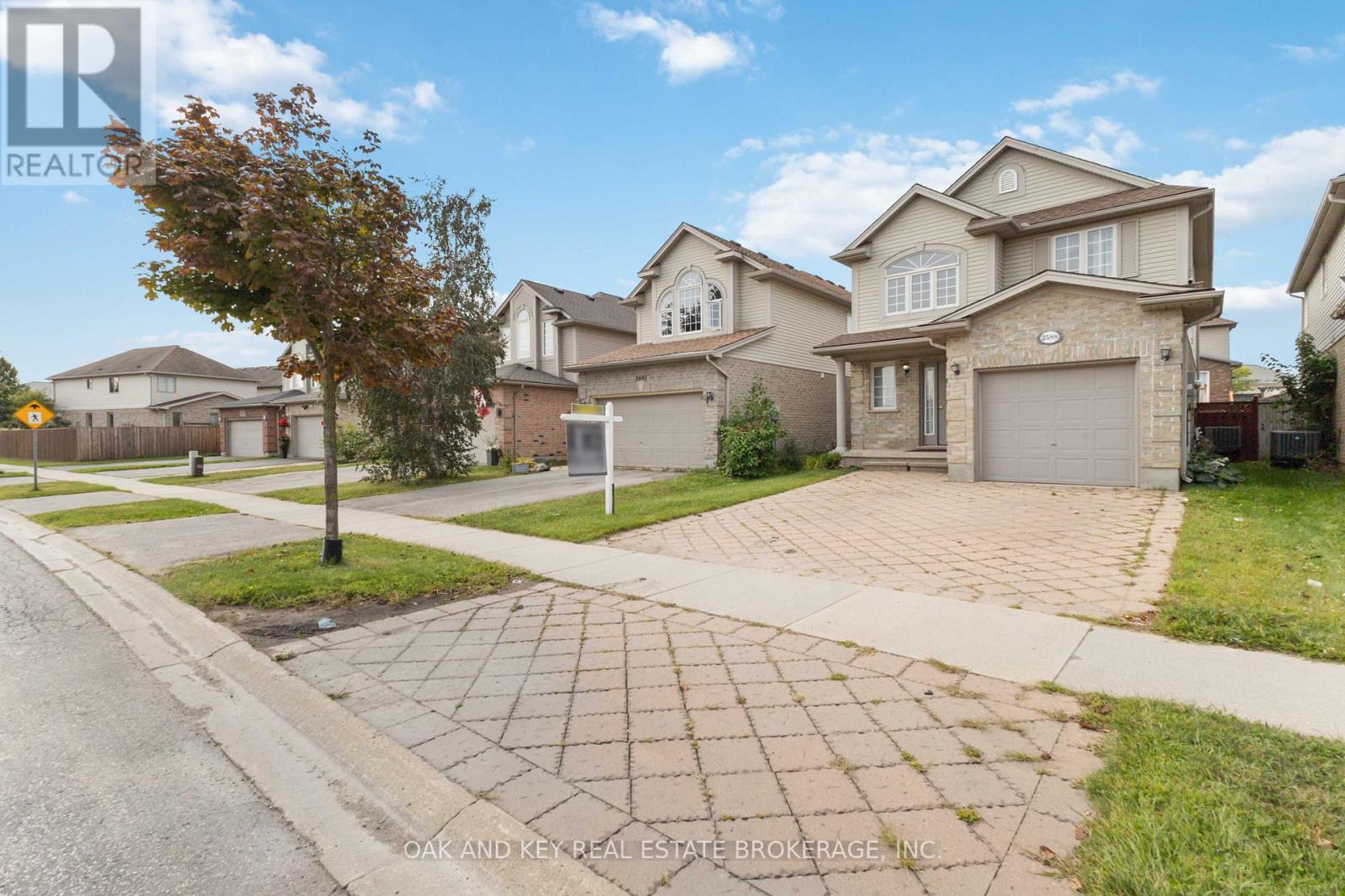 2588 Meadowgate Boulevard, London South, Ontario  N6M 1L8 - Photo 7 - X12387373