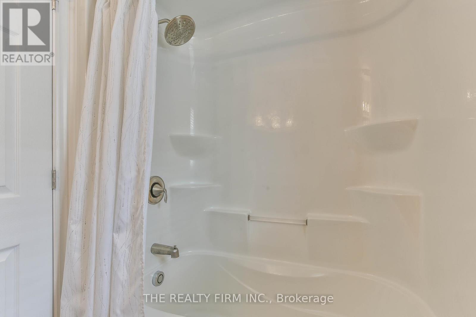 8 Royal Dornoch Drive, St. Thomas, Ontario  N5R 0E8 - Photo 31 - X12387397